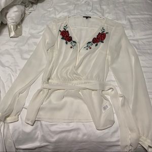 Long sleeve blouse.